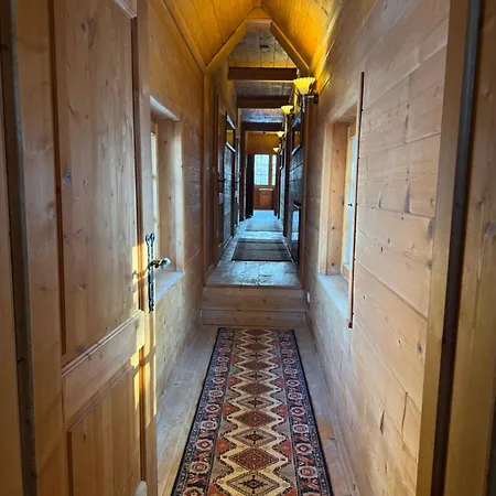 Chalet Golden Tatra - Fireplace, Sauna & Garden