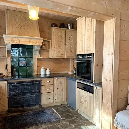 Golden Tatra - Fireplace, Sauna & Garden *