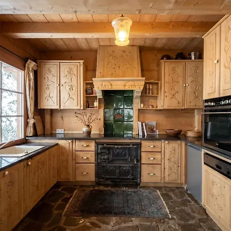Golden Tatra - Fireplace, Sauna & Garden Chalet Zakopane