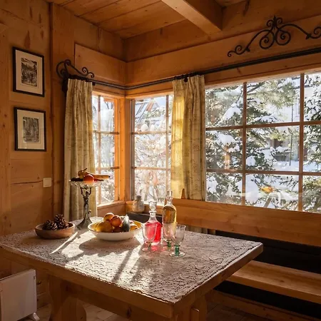 Chalet Golden Tatra - Fireplace, Sauna & Garden *